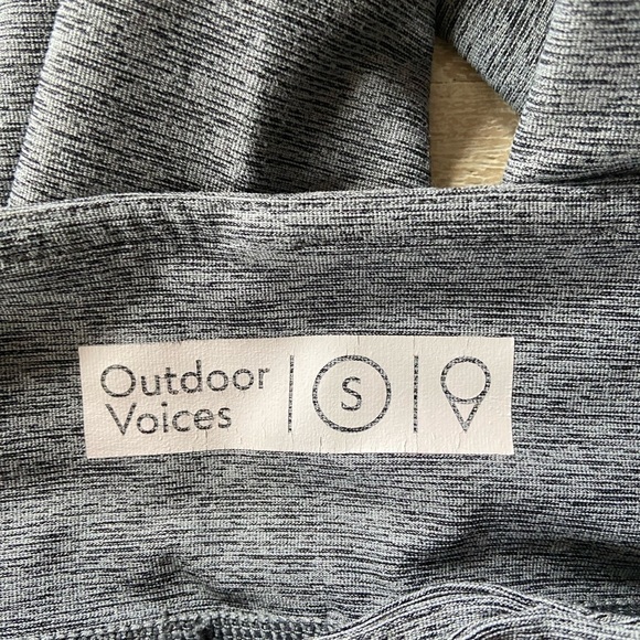 2 PAIR Lot Outdoor Voices 7/8 Dipped Leggings Small Gray Blue & Green Activewear - Picture 9 of 12